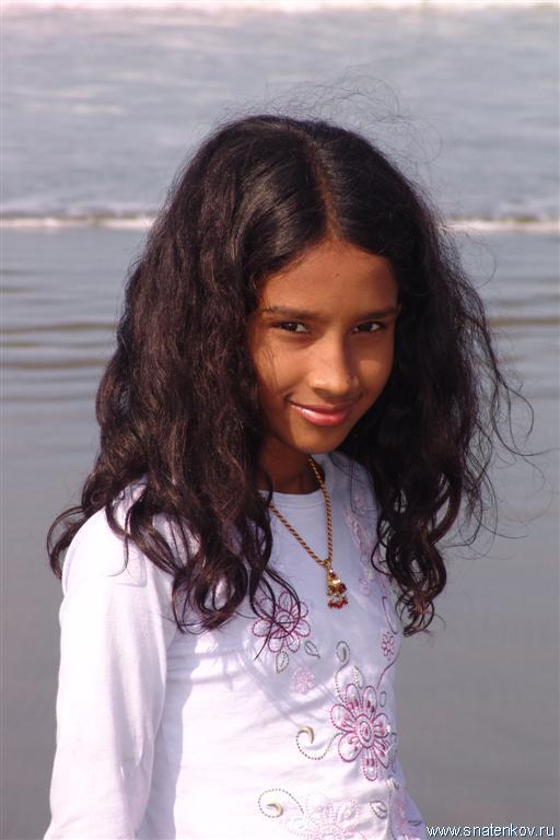 Девочка на море. Бангладеш (Large).JPG