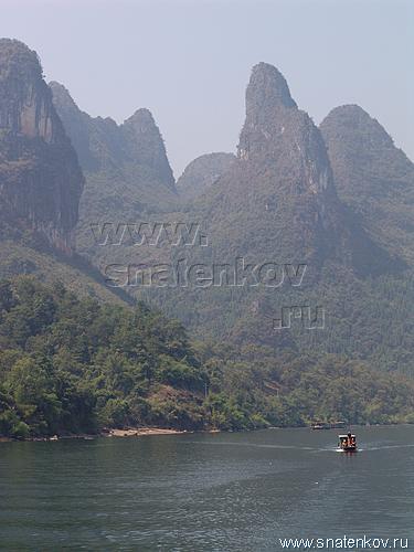 На реке Лиянг, пров. Гуанси - Шуангси (DSC02901).jpg