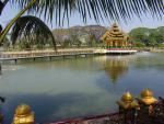 Озеро и парк в комплексе Шведагон.Мьянма (Large).JPG